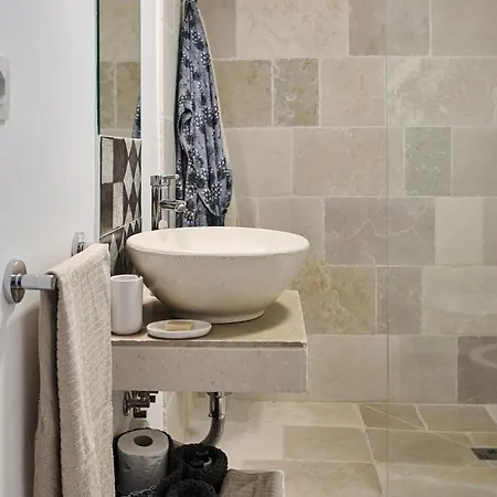 Silentio N2-ostuni-jacuzzi Apartmán