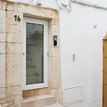 Silentio N2-ostuni-jacuzzi * אוסטוני